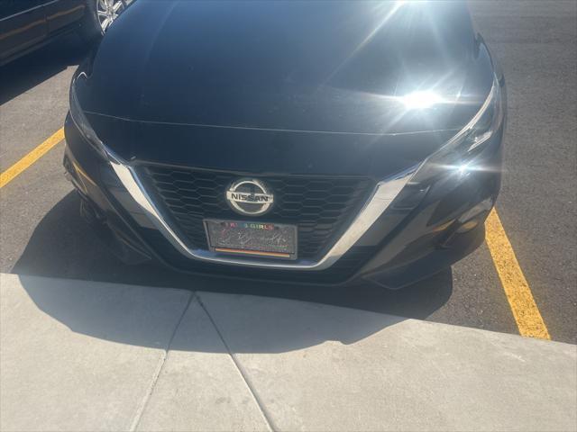 used 2019 Nissan Altima car, priced at $13,000