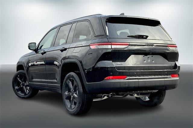 new 2025 Jeep Grand Cherokee car, priced at $41,573