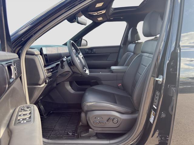 used 2024 Hyundai Santa Fe car, priced at $38,500