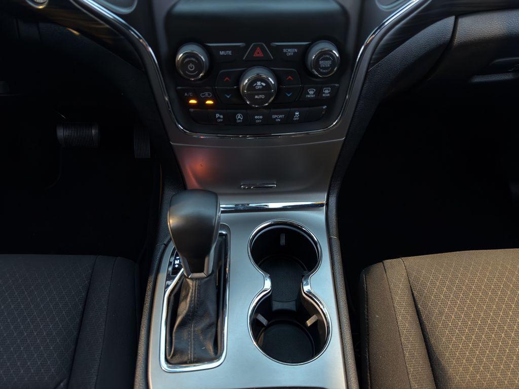 used 2020 Jeep Grand Cherokee car, priced at $19,395