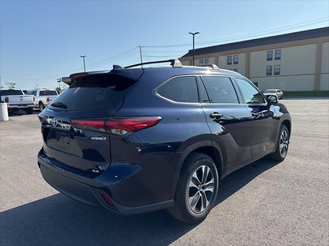used 2022 Toyota Highlander Hybrid car, priced at $33,995