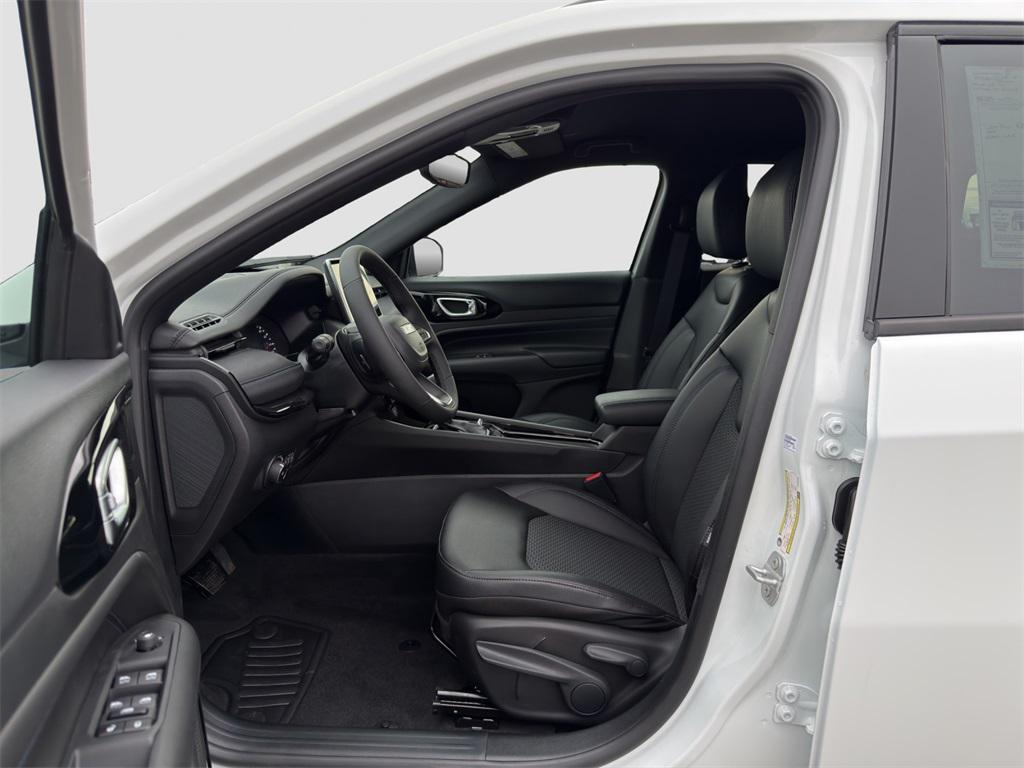 new 2026 Jeep Compass car, priced at $32,330