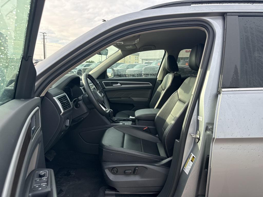 used 2022 Volkswagen Atlas car, priced at $29,998