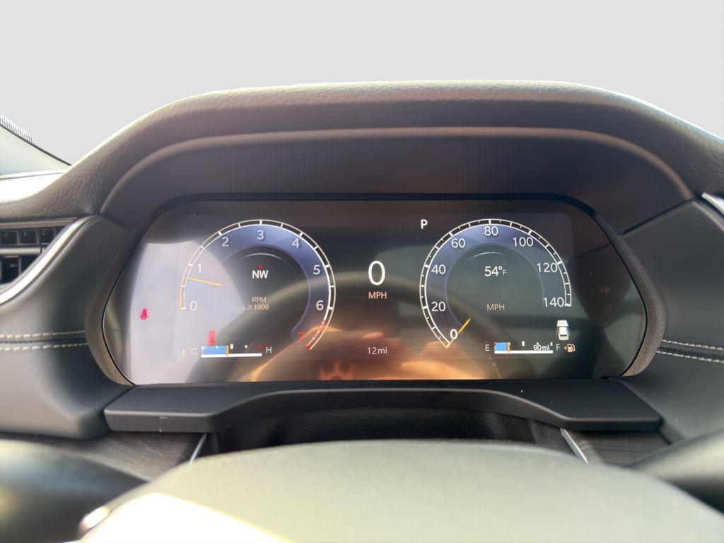 new 2025 Jeep Grand Cherokee car, priced at $46,744