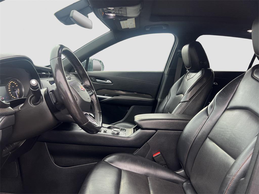 used 2020 Cadillac XT4 car, priced at $20,895