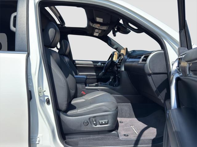used 2023 Lexus GX 460 car, priced at $55,305