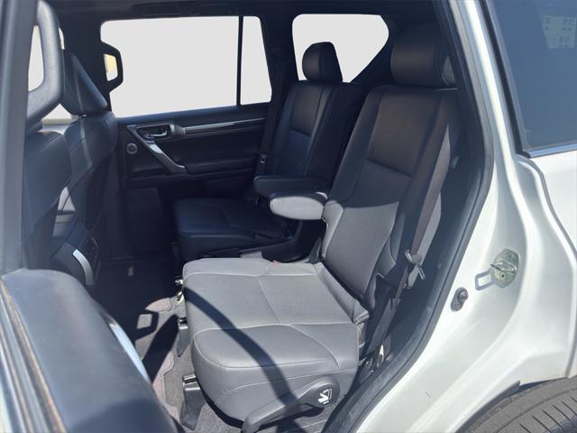 used 2023 Lexus GX 460 car, priced at $55,305