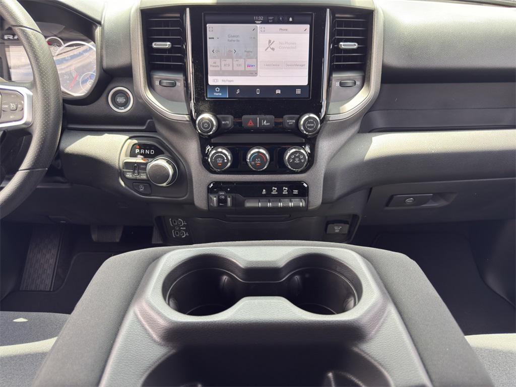 new 2025 Ram 1500 car, priced at $46,452