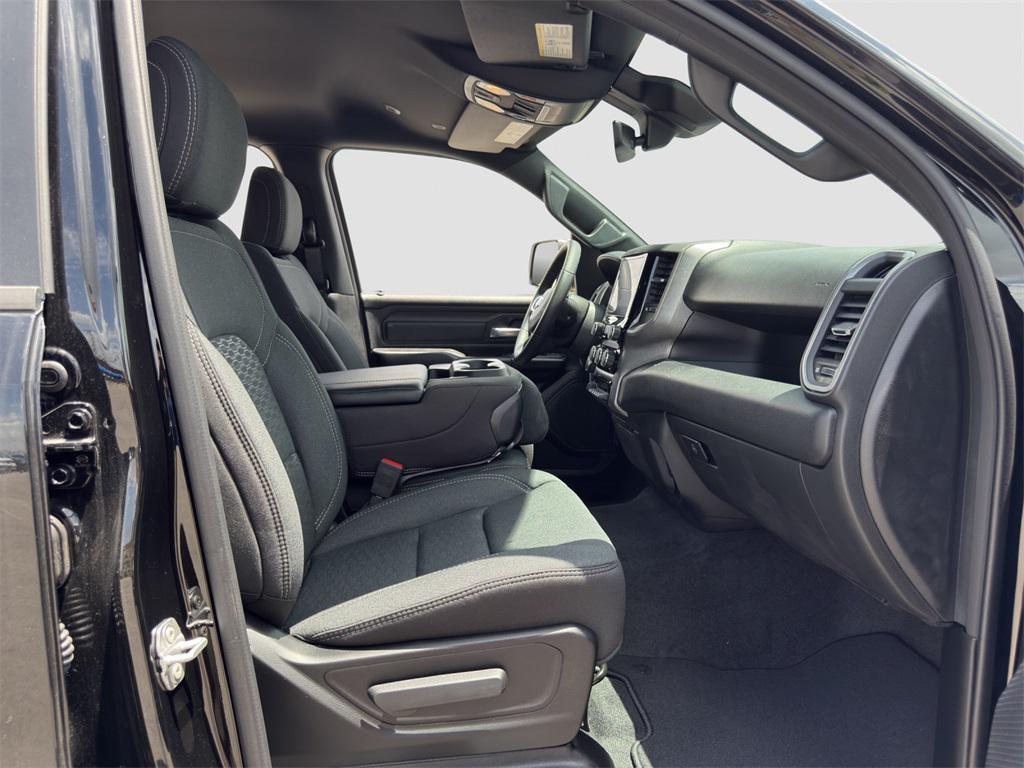 new 2025 Ram 1500 car, priced at $46,452