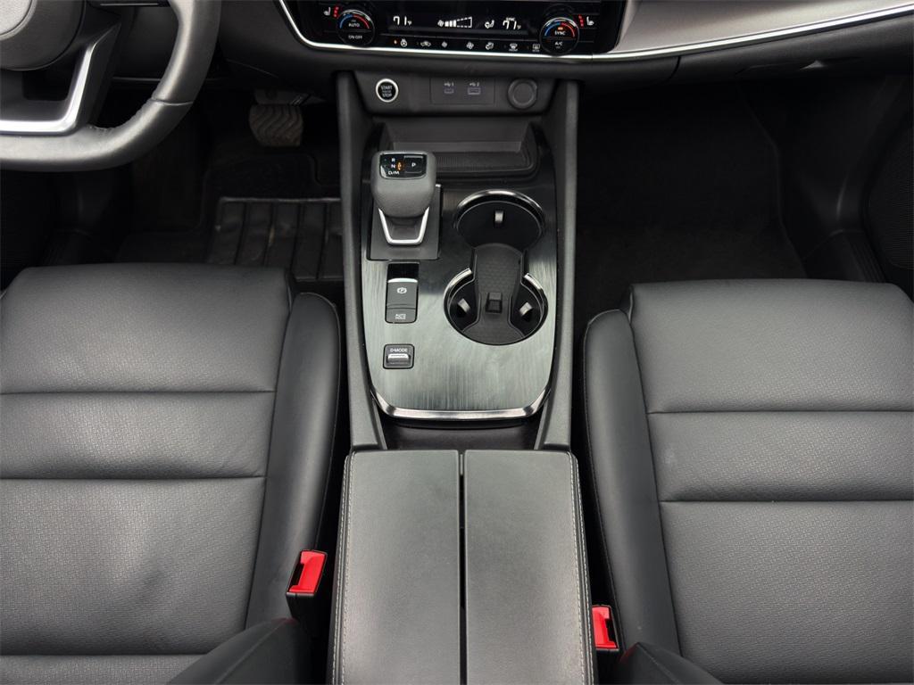 used 2022 Nissan Rogue car, priced at $21,777