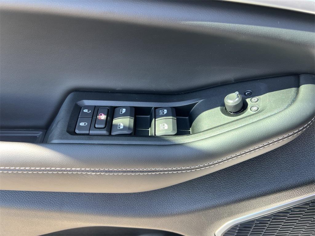 new 2025 Jeep Grand Cherokee L car, priced at $53,495