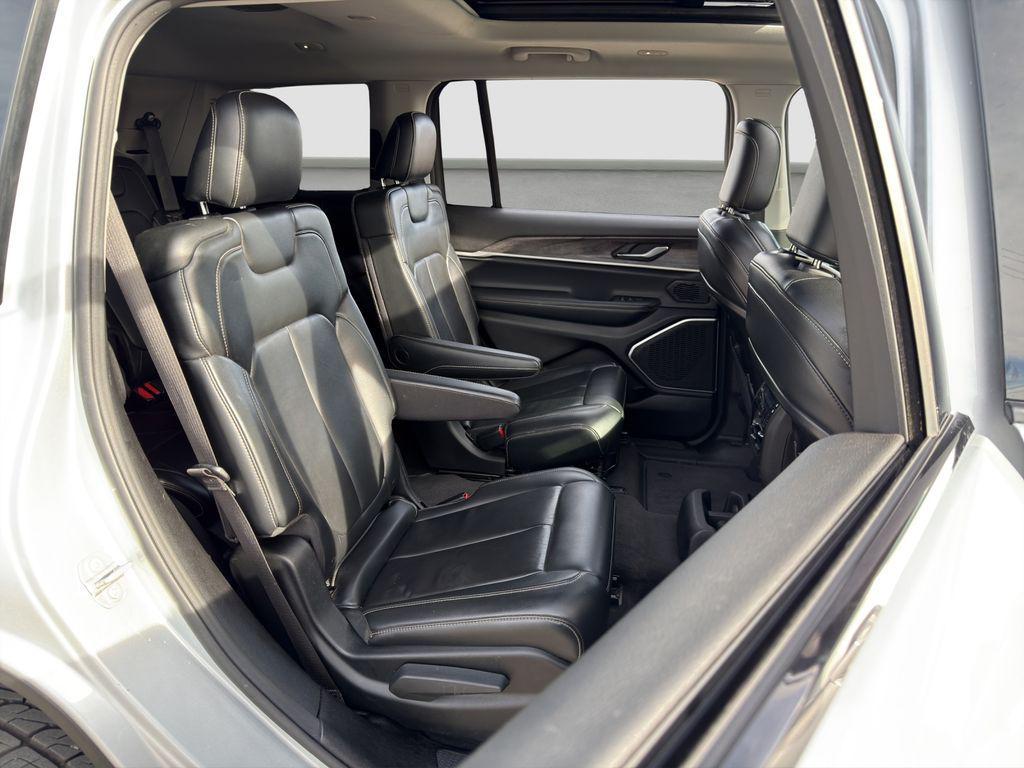 used 2021 Jeep Grand Cherokee L car, priced at $25,999