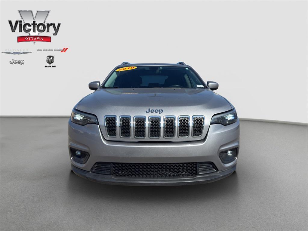used 2019 Jeep Cherokee car, priced at $15,717
