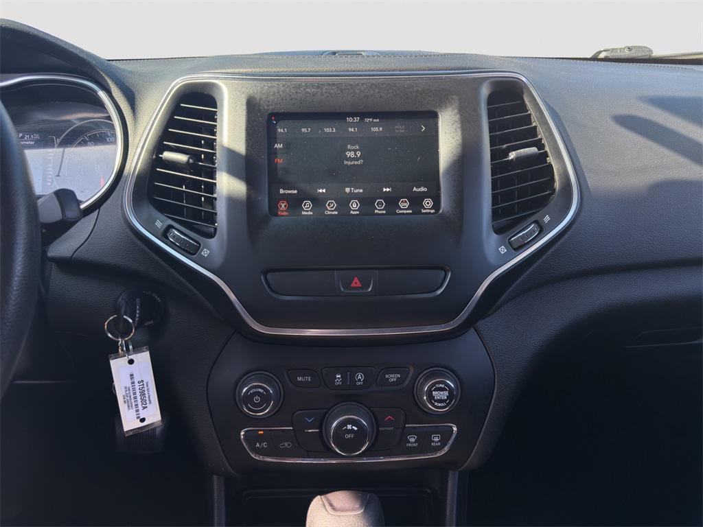 used 2019 Jeep Cherokee car, priced at $15,717