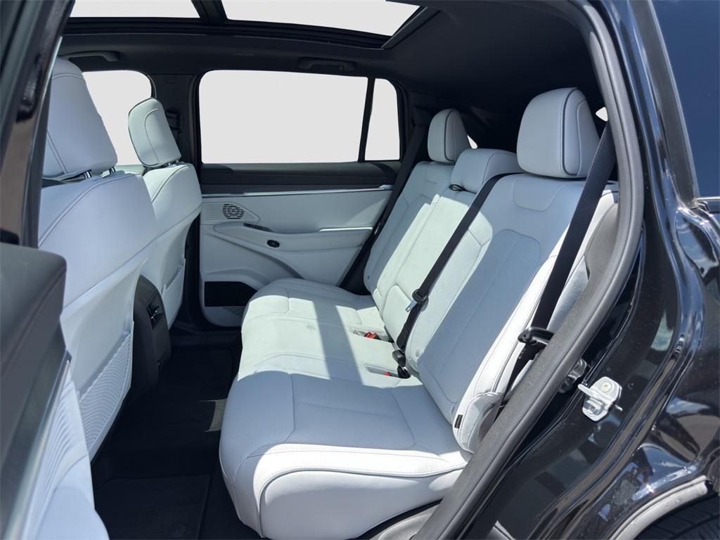 new 2025 Jeep Wagoneer S car, priced at $53,907