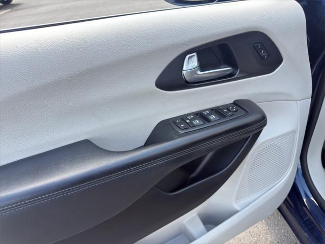 used 2020 Chrysler Pacifica car, priced at $19,397