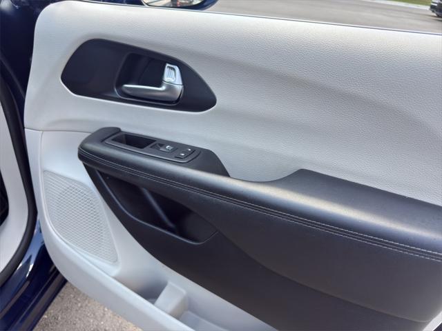 used 2020 Chrysler Pacifica car, priced at $19,397