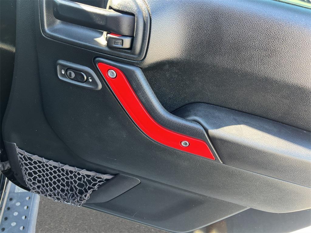 used 2017 Jeep Wrangler Unlimited car, priced at $27,495