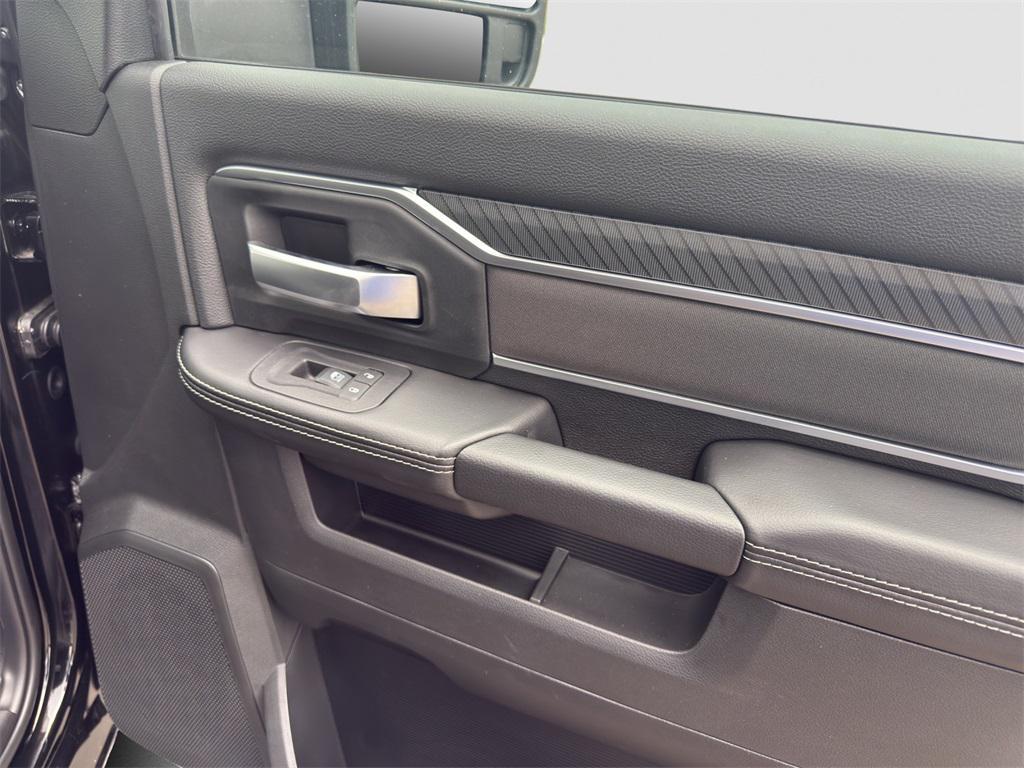 new 2025 Ram 2500 car, priced at $69,980