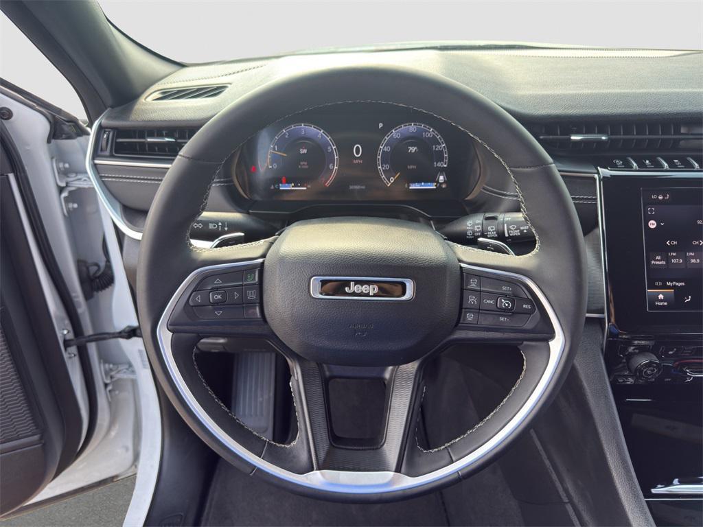 used 2024 Jeep Grand Cherokee car, priced at $33,119