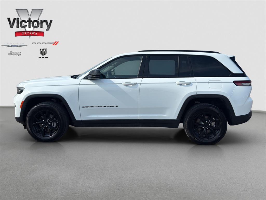 used 2024 Jeep Grand Cherokee car, priced at $33,119