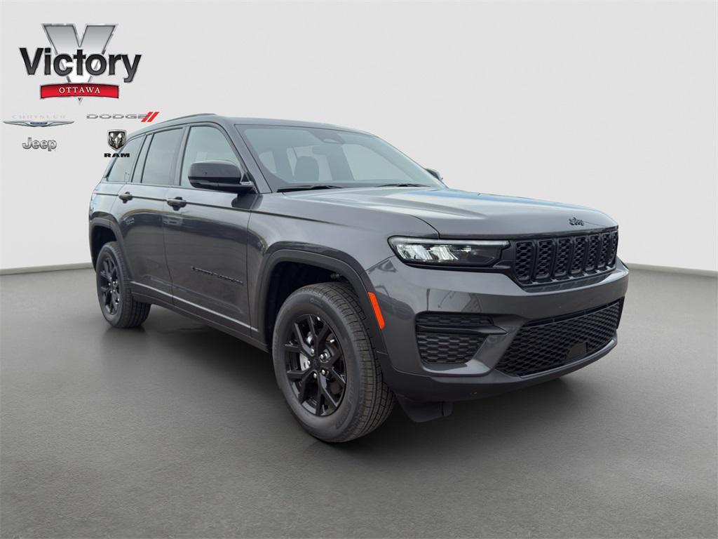 new 2025 Jeep Grand Cherokee car, priced at $39,748