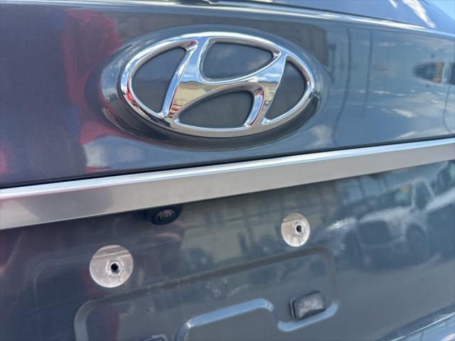 used 2020 Hyundai Santa Fe car, priced at $16,777