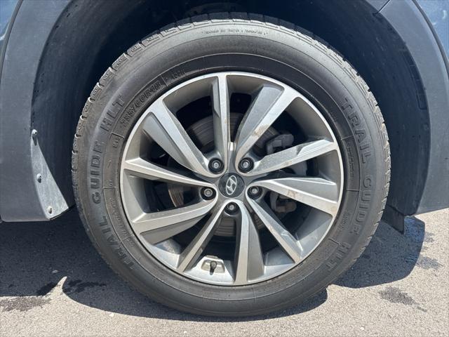 used 2020 Hyundai Santa Fe car, priced at $16,777