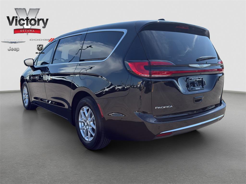 new 2025 Chrysler Pacifica car, priced at $39,441