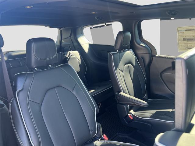 new 2025 Chrysler Pacifica car, priced at $55,253