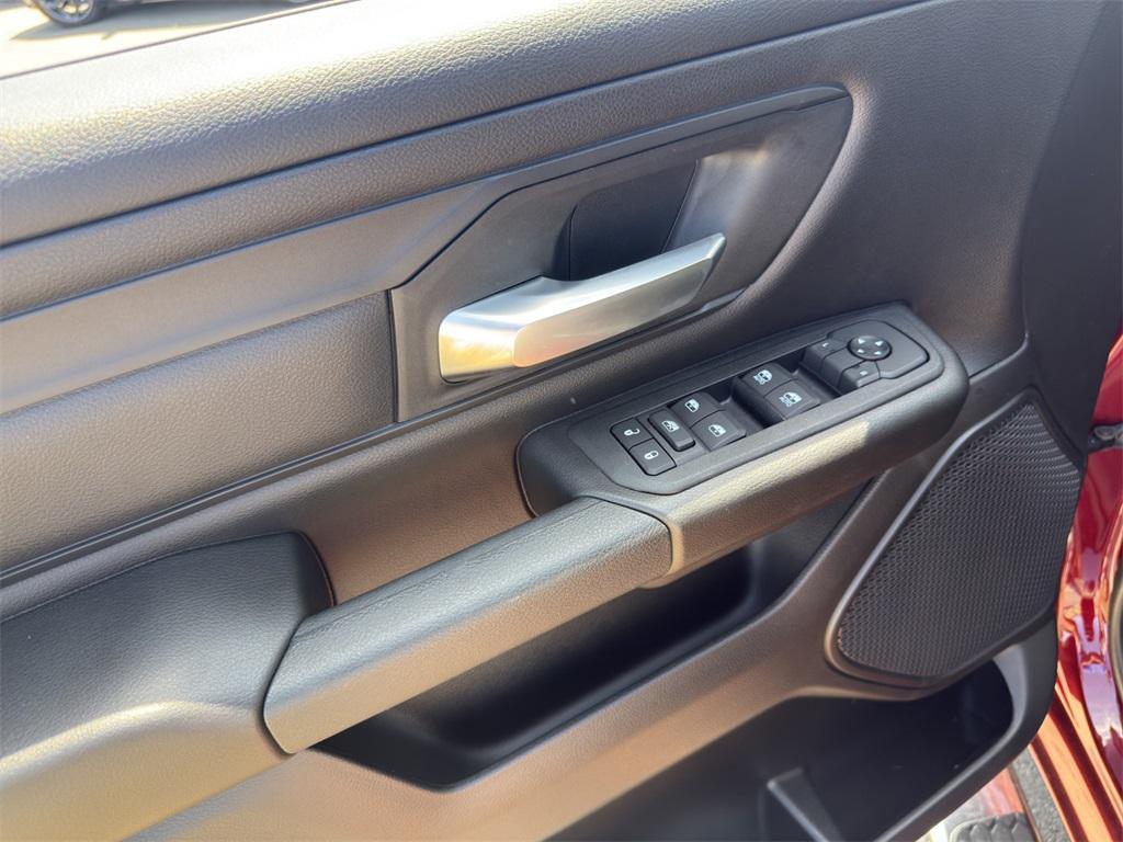 new 2025 Ram 1500 car, priced at $47,452