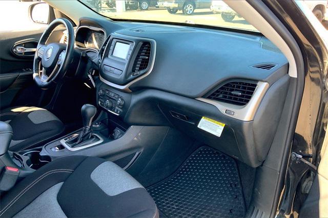 used 2016 Jeep Cherokee car, priced at $15,250