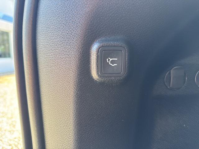 used 2022 Jeep Cherokee car, priced at $25,700