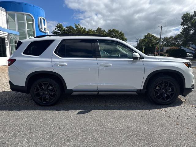 used 2025 Honda Pilot car, priced at $44,905