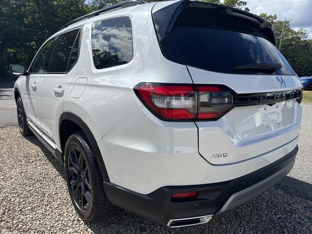 used 2025 Honda Pilot car, priced at $44,905