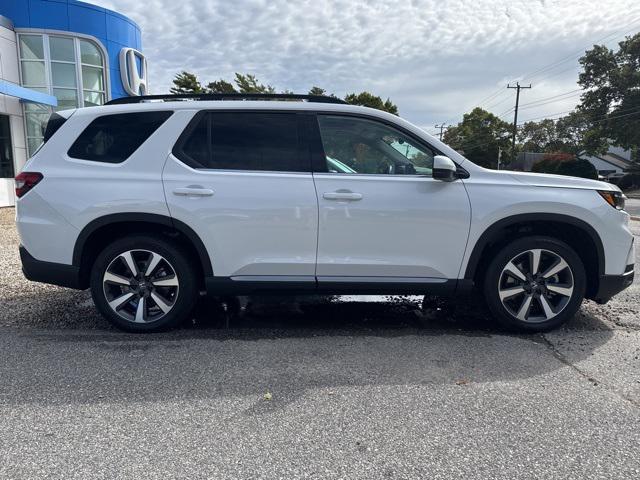 used 2025 Honda Pilot car, priced at $47,835