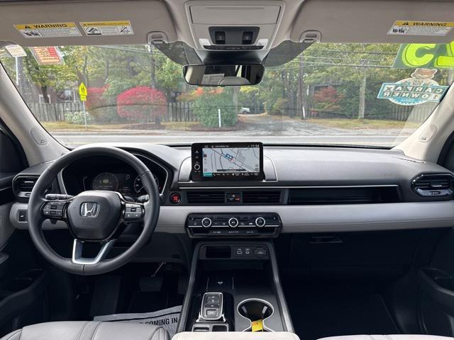 used 2025 Honda Pilot car, priced at $47,835
