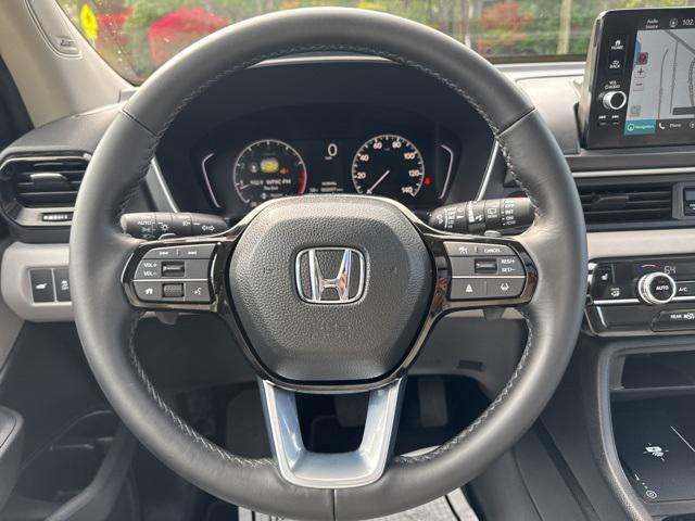used 2025 Honda Pilot car, priced at $47,835