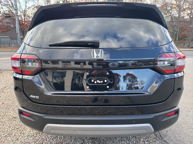 used 2023 Honda Pilot car, priced at $35,000