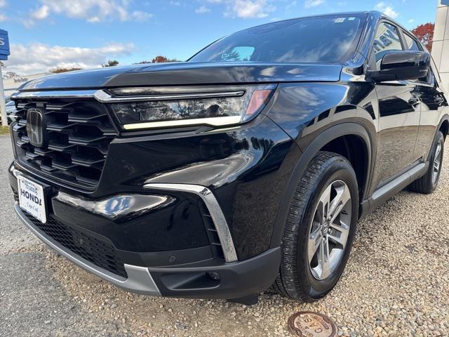used 2023 Honda Pilot car, priced at $35,000