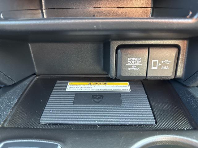 used 2022 Honda Pilot car, priced at $35,264