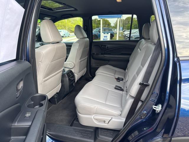 used 2022 Honda Passport car, priced at $31,900
