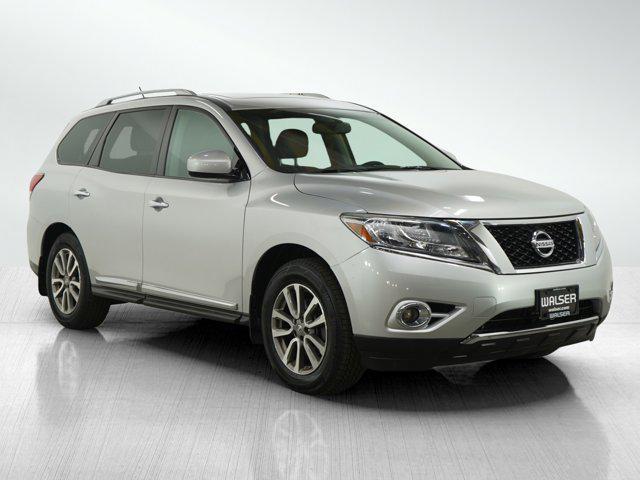 used 2014 Nissan Pathfinder car, priced at $9,998