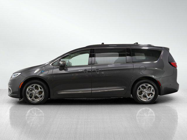 used 2021 Chrysler Pacifica Hybrid car, priced at $30,998