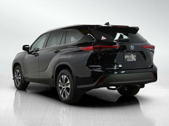 used 2021 Toyota Highlander Hybrid car, priced at $37,599