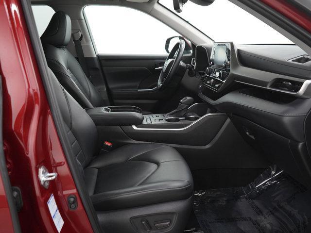 used 2021 Toyota Highlander car, priced at $35,299