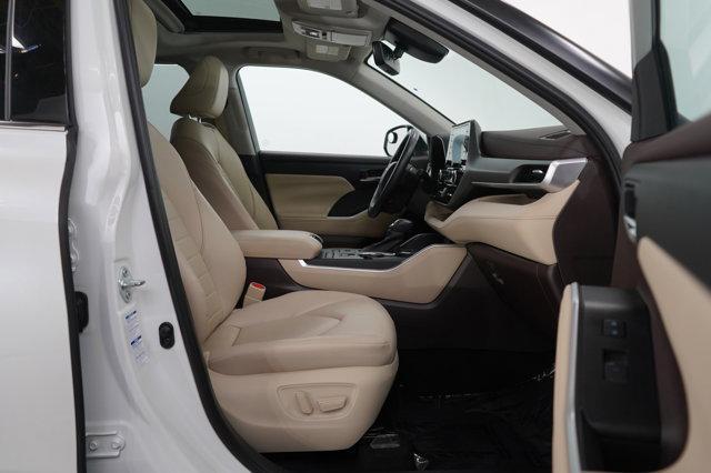 used 2021 Toyota Highlander car, priced at $38,898