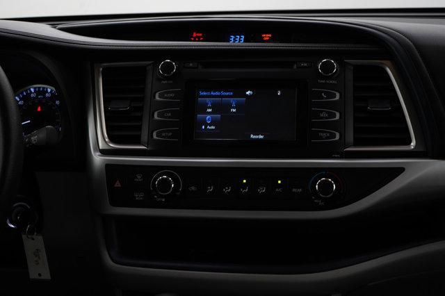 used 2019 Toyota Highlander car, priced at $28,799
