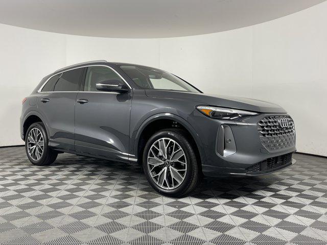new 2025 Audi Q5 car, priced at $61,300