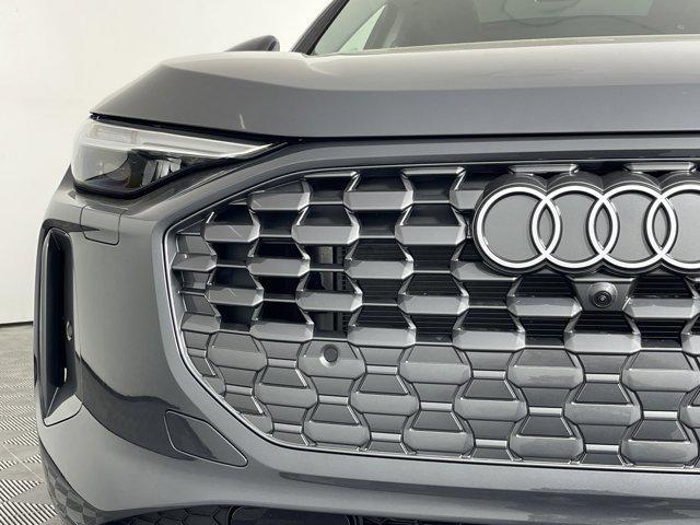 new 2025 Audi Q5 car, priced at $61,300